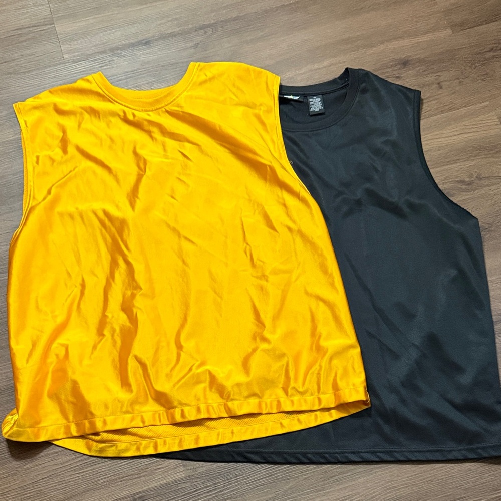 Athletech Yellow and Black Sleeveless Tops
